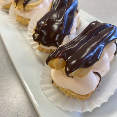 Large Eclair whipped cream filled