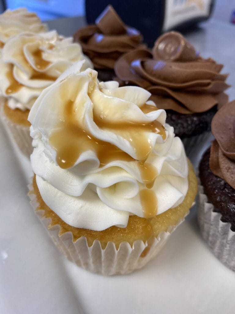 Caramel Vanilla Cupcake Grafika Cake Studio LLC